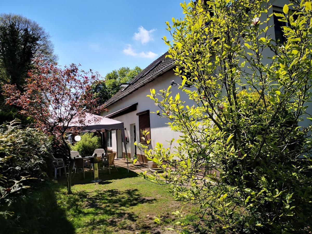 Charmante Ferienwohnung 3 Zimmer Kueche Bad Zentrale Lage Hagen im Bremischen Esterno foto