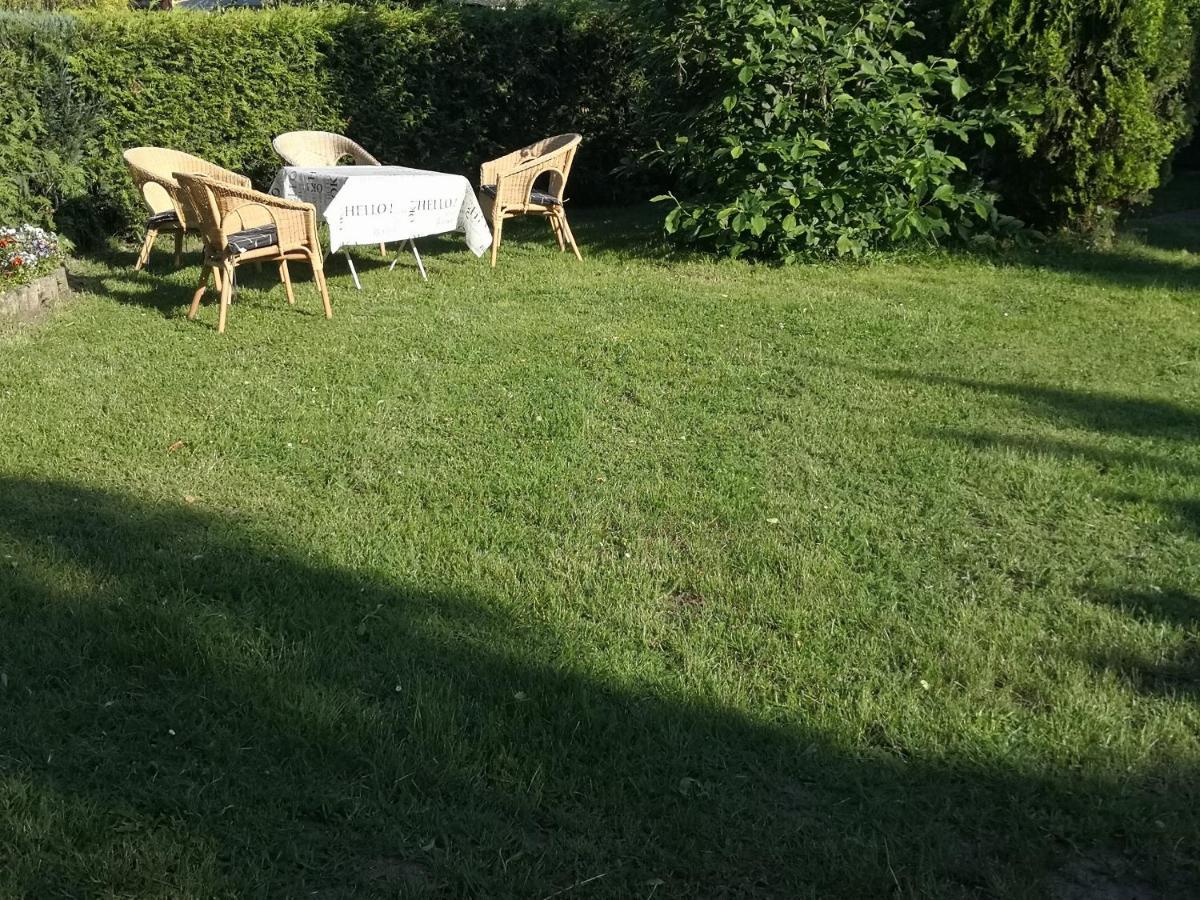 Charmante Ferienwohnung 3 Zimmer Kueche Bad Zentrale Lage Hagen im Bremischen Esterno foto