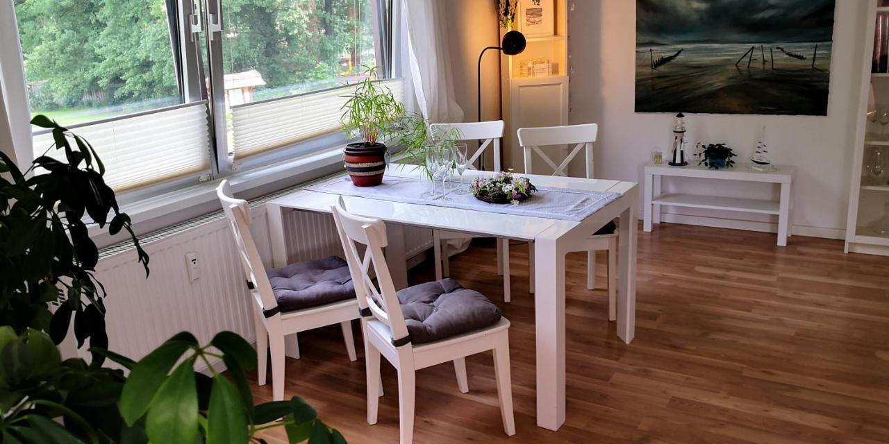 Charmante Ferienwohnung 3 Zimmer Kueche Bad Zentrale Lage Hagen im Bremischen Esterno foto